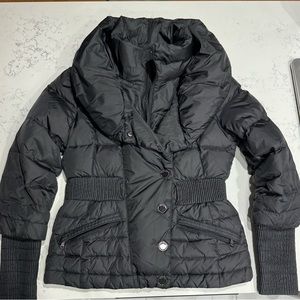 TAHARI Black Puffer Down Cropped Jacket GUC